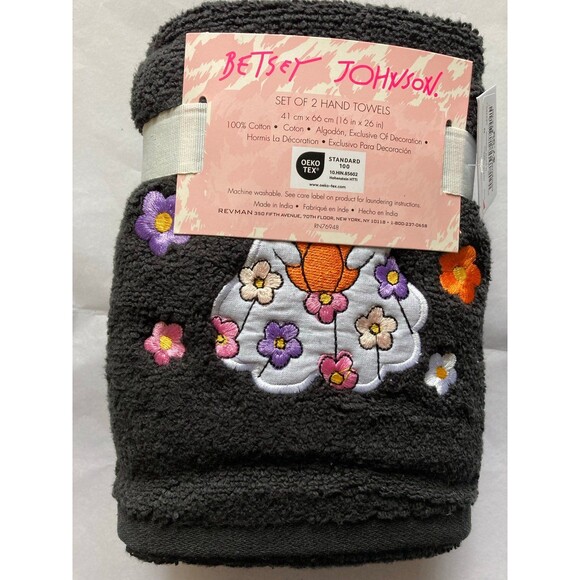 Betsey Johnson 2024 Halloween Shower Bath hand towels Hippie Ghost With Flowers - Picture 2 of 3